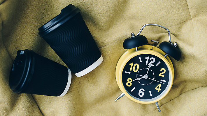 포토 JPG 해외이미지 커피 음료 시계 백그라운드 탁자 아침 사람없음 목재 컵 초콜릿 이탈리아 거품 카페 머그컵 수확 골동품 흰색 신선 시간 뜨거움 액체 클래식 맛 아침식사 손목시계 크림 복고 보케 공포 아로마 카푸치노 카페테리아 코코아 단절 라떼 모카 분 블러 옛날 카페인 스타일 맛있는 해외202009 해외포토 주간 나무 식기 유럽 컬러 가구 컨셉 농업 재료 장신구 디저트 상점 식사 파일형식