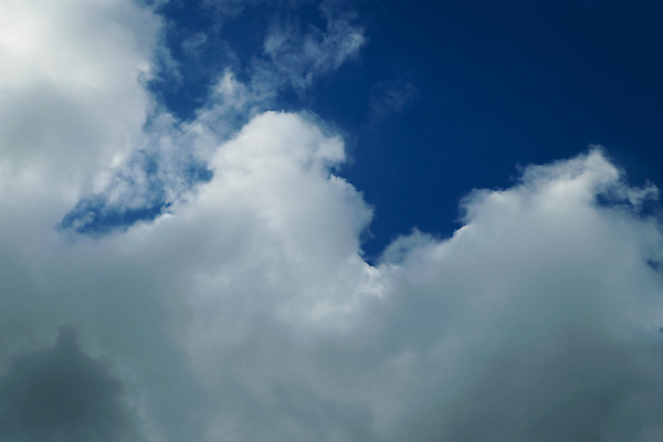 포토 JPG 해외이미지 구름 백그라운드 패턴 모션 자연 벽지 하늘 바람 날씨 추상 풍경 사람없음 야외 여름 파란색 빛 햇빛 태양 환경 침묵 봄 활발 자유 흰색 전원 분위기 질감 장면 천국 내추럴 깊이 몽환 해외202009 해외포토 자연요소 계절 컬러 컨셉 무늬 소리 전기에너지 생태계 파일형식