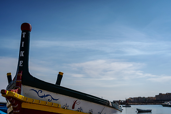 포토 JPG 해외이미지 유럽 바다 여행 요트 건축양식 하늘 휴가 해변 사람없음 야외 물 햇빛 항구 이탈리아 도시 보트 지중해 포트 타운 옛날 해외202009 해외포토 자연요소 건축 나라 배_교통 교통시설 태양 파일형식