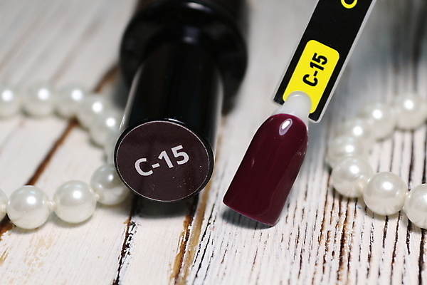 포토 JPG 해외이미지 디자인 여자 백그라운드 패턴 미술 사람없음 장식 빨간색 세트 컬러풀 유행 상점 페인트 흰색 못 팔레트 손톱관리 손톱 광택 고립 팁 해외202009 해외포토 손 컬러 무늬 문화예술 사람 공구 네일아트 파일형식