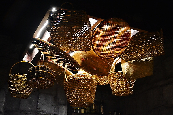 포토 JPG 해외이미지 교육 아시아 문화 동양인 사람없음 바구니 중국 정보 도시 역사 도심 천장 박물관 타운 발견 해외202009 해외포토 나라 인종 파일형식