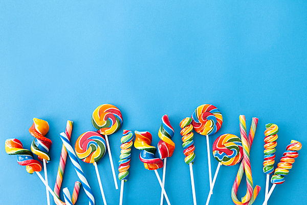 포토 JPG 해외이미지 백그라운드 다이어트 막대사탕 사탕 사람없음 가로 컬러풀 파티 생일 달콤 설탕 칼로리 해외202009 해외포토 기념일 컬러 디저트 건강 이벤트 맛 파일형식