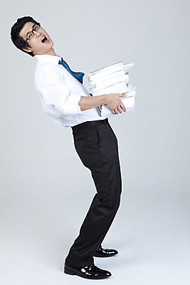 포토 JPG 스튜디오촬영 전신 직업 라이프스타일 남자 종이 안경 와이셔츠 비즈니스 넥타이 표정 피곤 한명 들기 누끼 사람 동양인 정장 20대 성인 라이프 비즈니스라이프 한국인 업무 직장인 사무원 비즈니스맨 작업실 찡그림 문서 무거움 남자만 남자한명만 성인남자만 청년만 청년남자만 청년남자한명만 성인한명만 성인남자한명만 성인만 국내포토 1 잡화 옷 컨셉 셔츠 모션 실내 인종 청년 생활 작업 무게 파일형식