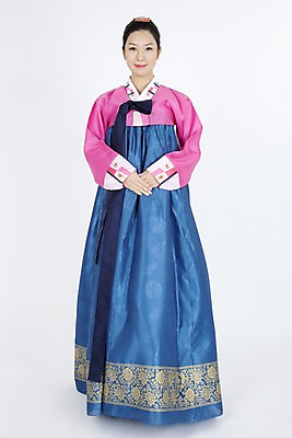 포토 JPG 스튜디오촬영 전신 한국전통 여자 명절 포즈 모션 실내 한명 미소 웃음 누끼 사람 동양인 이벤트 20대 성인 한국인 전통의상 한복 여자만 여자한명만 성인여자만 청년만 청년여자만 성인한명만 청년여자한명만 성인여자한명만 성인만 국내포토 1 전통 기념일 한국 표정 인종 청년 내부 파일형식