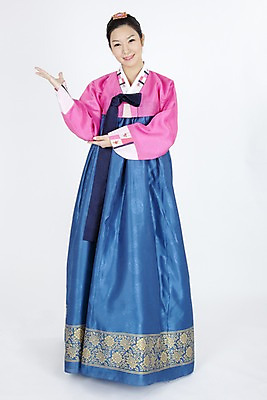 포토 JPG 스튜디오촬영 전신 한국전통 여자 명절 포즈 모션 안내 실내 한명 미소 웃음 누끼 사람 동양인 손짓 이벤트 20대 성인 한국인 전통의상 한복 여자만 여자한명만 성인여자만 청년만 청년여자만 성인한명만 청년여자한명만 성인여자한명만 성인만 국내포토 1 전통 기념일 한국 표정 인종 청년 내부 파일형식