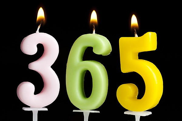 포토 JPG 스튜디오촬영 문자 기호 초 촛불 불꽃 새해 실내 사람없음 숫자 오브젝트 2010년 경인년 1년 365일 국내포토 불 내부 연도 파일형식