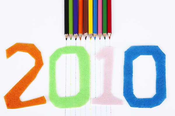 포토 JPG 스튜디오촬영 문자 기호 색연필 새해 실내 사람없음 컬러풀 숫자 오브젝트 2010년 경인년 부직포 국내포토 컬러 학용품 내부 연도 파일형식