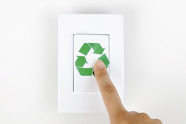 포토 JPG 스튜디오촬영 손 생활용품 실내 손짓 신체부위 자연보호 환경 재활용 절약 누름 사회이슈 심볼 순환 에너지절약 스위치 국내포토 컨셉 모션 자연 사람 내부 에너지 보호 오브젝트 친환경 파일형식