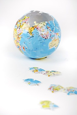 포토 JPG 스튜디오촬영 지구 생활용품 실내 사람없음 지구본 놀이용품 자연보호 환경 퍼즐 사회이슈 퍼즐조각 에너지절약 입체퍼즐 국내포토 조각 컨셉 자연 내부 에너지 절약 보호 오브젝트 파일형식