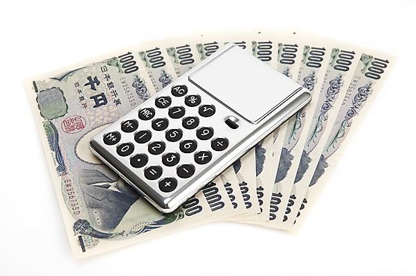 포토 JPG 스튜디오촬영 지폐 돈 비즈니스 실내 누끼 사람없음 금융 경제 사무용품 계산기 엔 오브젝트 회계 일본지폐 국내포토 문구용품 내부 장비 재산 파일형식