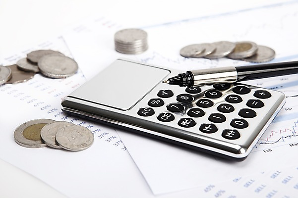 포토 JPG 스튜디오촬영 문자 기호 종이 돈 비즈니스 그래프 실내 사람없음 금융 경제 필기구 펜 사무용품 동전 계산기 오브젝트 문서 회계 국내포토 문구용품 내부 장비 재산 파일형식