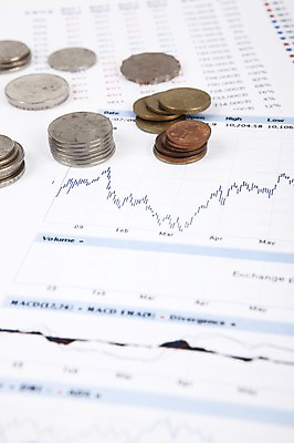 포토 JPG 스튜디오촬영 문자 기호 종이 돈 비즈니스 그래프 실내 사람없음 금융 경제 동전 오브젝트 문서 국내포토 내부 재산 파일형식