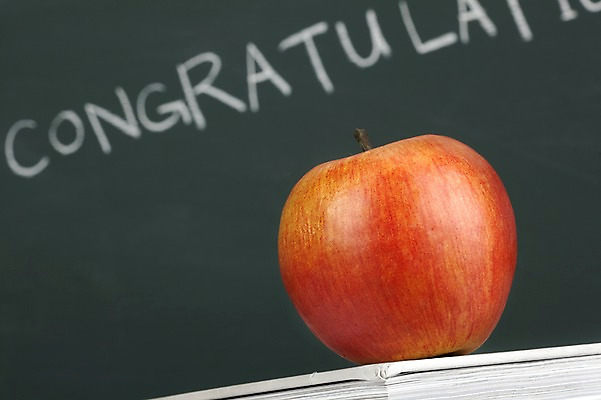 포토 JPG 스튜디오촬영 식물 문자 교육 과일 졸업 문구용품 새출발 새로움 실내 사람없음 책 한개 칠판 축하 사과 오브젝트 시작 분필 국내포토 1 컨셉 내부 출발 초크 파일형식