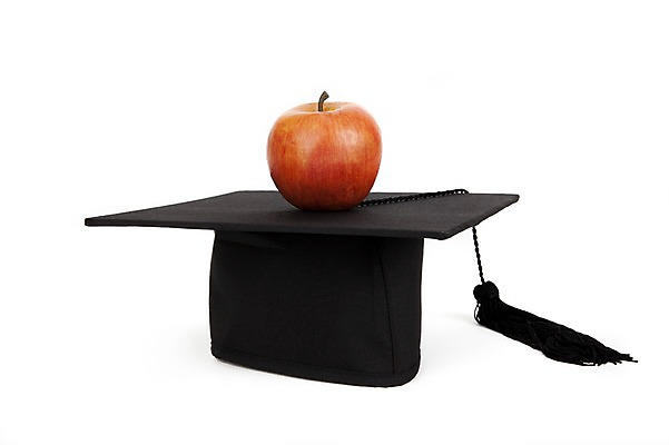 포토 JPG 스튜디오촬영 모자 잡화 교육 과일 학사모 졸업 새출발 새로움 실내 누끼 사람없음 사과 오브젝트 시작 국내포토 모자_잡화 컨셉 내부 출발 파일형식