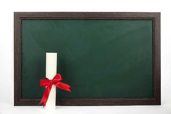 포토 JPG 스튜디오촬영 교육 리본 졸업 새출발 새로움 실내 틀 누끼 사람없음 장식 칠판 공백 졸업장 오브젝트 시작 국내포토 컨셉 내부 출발 파일형식