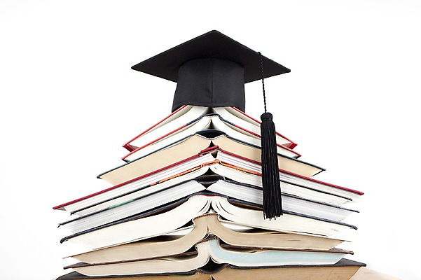 포토 JPG 스튜디오촬영 모자 잡화 교육 학사모 졸업 새출발 새로움 실내 누끼 사람없음 책 쌓기 오브젝트 시작 국내포토 모자_잡화 컨셉 모션 내부 출발 파일형식