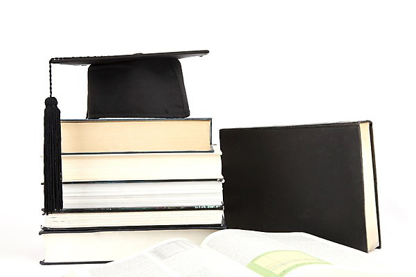 포토 JPG 스튜디오촬영 모자 잡화 교육 학사모 졸업 새출발 새로움 실내 사람없음 책 펼침 오브젝트 시작 국내포토 모자_잡화 컨셉 모션 내부 출발 파일형식