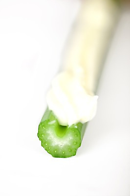 포토 JPG 스튜디오촬영 웰빙 음식 다이어트 채소 식재료 단면 실내 건강 근접촬영 사람없음 건강관리 샐러리 마요네즈 다이어트음식 국내포토 뷰포인트 관리 내부 소스_음식 파일형식