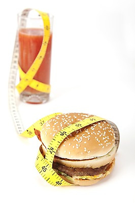 포토 JPG 스튜디오촬영 웰빙 음료 음식 다이어트 잔 패스트푸드 실내 줄자 자 건강 누끼 사람없음 컵 건강관리 주스 햄버거 치수 국내포토 식기 문구용품 관리 내부 인스턴트 파일형식