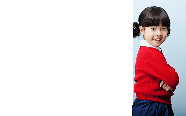 포토 JPG 스튜디오촬영 여자 어린이라이프 초등학생 어린이 포즈 놀이 안내 실내 한명 미소 웃음 누끼 사람 동양인 소녀 상반신 옆모습 팔짱 공백 한국인 알림 어린이세상 여자만 여자한명만 어린이만 소녀만 소녀한명만 국내포토 1 학생 라이프스타일 뷰포인트 모션 표정 인종 내부 파일형식