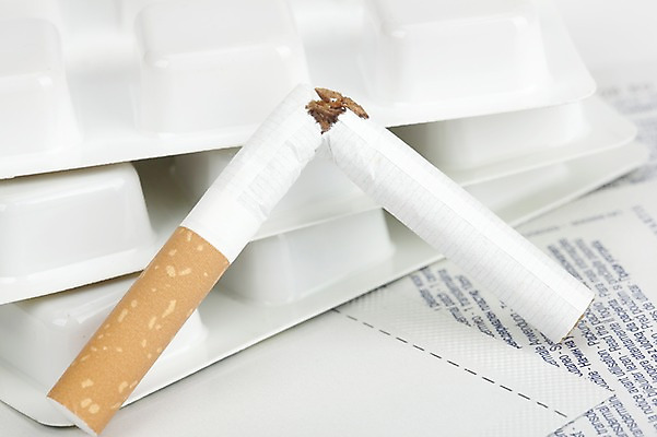 포토 JPG 스튜디오촬영 캠페인 담배 실내 건강 근접촬영 사람없음 약 건강관리 선택 결심 알림 오브젝트 금연 금연껌 꺾음 국내포토 뷰포인트 컨셉 의학 모션 관리 내부 껌 사회이슈 파일형식