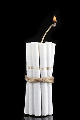 포토 JPG 스튜디오촬영 캠페인 불꽃 담배 실내 건강 경고 사람없음 건강관리 폭약 묶기 알림 금연 다이너마이트 국내포토 모션 불 관리 내부 폭발물 폭탄 사회이슈 파일형식