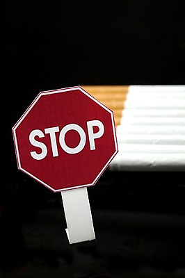 포토 JPG 스튜디오촬영 캠페인 담배 실내 건강 경고 사람없음 건강관리 팻말 정지 알림 금연 국내포토 모션 프레임 관리 내부 사회이슈 파일형식