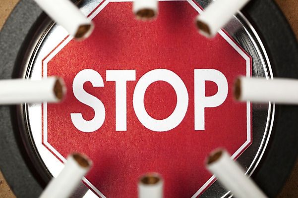 포토 JPG 스튜디오촬영 캠페인 담배 실내 건강 경고 사람없음 하이앵글 건강관리 원형 정지 알림 금연 재떨이 국내포토 도형 뷰포인트 모션 관리 내부 사회이슈 파일형식