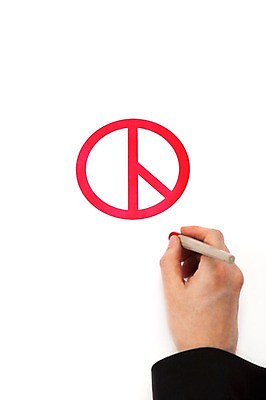 포토 JPG 스튜디오촬영 손 기호 표시 실내 누끼 사람 신체부위 도장 사회 선택 투표 선거 민주주의 사회이슈 사인 찬성 사인_신호 유권자 국내포토 문자 컨셉 내부 신호 공동체 파일형식