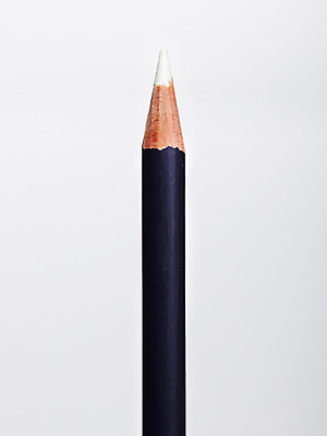 포토 JPG 스튜디오촬영 1 백그라운드 문구용품 색연필 실내 누끼 사람없음 한개 필기구 연필 오브젝트 색연필백그라운드 국내포토 학용품 내부 파일형식