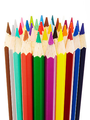 포토 JPG 스튜디오촬영 백그라운드 패턴 문구용품 학용품 색연필 실내 사람없음 컬러풀 필기구 연필 사무용품 여러개 오브젝트 일렬 색연필백그라운드 국내포토 컬러 다수 무늬 내부 파일형식