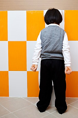 포토 JPG 전신 라이프스타일 어린이교육 교육 남자 초등학생 어린이 실내 한명 서기 사람 동양인 소년 라이프 뒷모습 유치원 유치원생 한국인 유치원생라이프 화장실 유치원복 변기 쉬는시간 소변 배변 용변 남자만 남자한명만 어린이만 소년만 소년한명만 국내포토 1 학생 옷 뷰포인트 모션 휴식 인종 내부 생활 파일형식