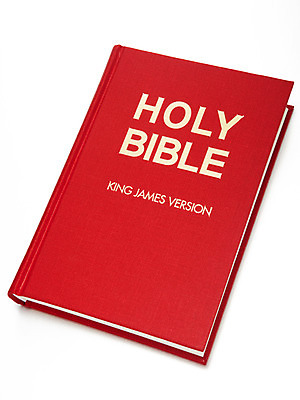 포토 JPG 스튜디오촬영 문자 알파벳 영어 표지 기독교 종교 종교용품 기독교용품 실내 누끼 사람없음 책 성경 오브젝트 국내포토 내부 파일형식