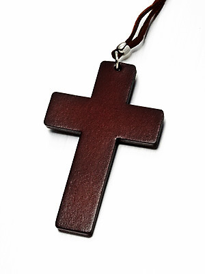 포토 JPG 스튜디오촬영 기독교 종교 십자가 목걸이 종교용품 기독교용품 실내 누끼 사람없음 목재 오브젝트 나무십자가 십자가목걸이 국내포토 나무 재료 장신구 내부 파일형식