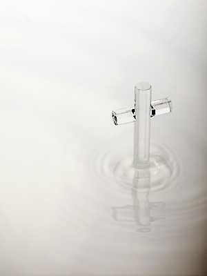 포토 JPG 스튜디오촬영 기독교 종교 물결 백그라운드 십자가 종교용품 기독교용품 실내 사람없음 물 오브젝트 국내포토 자연요소 내부 파일형식