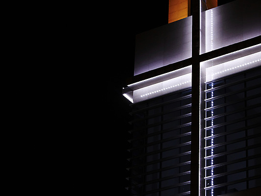 포토 JPG 기독교 종교 백그라운드 십자가 종교용품 조명 기독교용품 사람없음 야외 빛 교회 야간 오브젝트 발광 국내포토 자연요소 종교건축 건물 파일형식