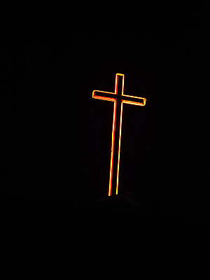 포토 JPG 기독교 종교 백그라운드 십자가 종교용품 하늘 기독교용품 누끼 사람없음 야외 빛 교회 야간 오브젝트 네온 발광 국내포토 자연요소 종교건축 건물 파일형식