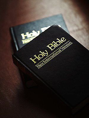 포토 JPG 표지 기독교 종교 백그라운드 종교용품 기독교용품 실내 사람없음 책 교회 성경 오브젝트 국내포토 종교건축 내부 건물 파일형식