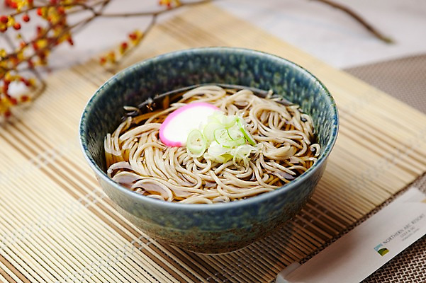 포토 JPG 해외기획촬영 그릇 음식 외국문화 일본문화 젓가락 2010년일본 요리 사람없음 면류 면 메밀국수 일본음식 국내포토 동양문화 식기 문화 수저 파일형식