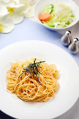포토 JPG 해외기획촬영 그릇 접시 꽃 음식 외국문화 일본문화 2010년일본 스파게티 요리 사람없음 장식 샐러드 면류 면 명태알 명태알스파게티 일본식스파게티 일본음식 국내포토 식물 동양문화 식기 문화 파스타 알 파일형식