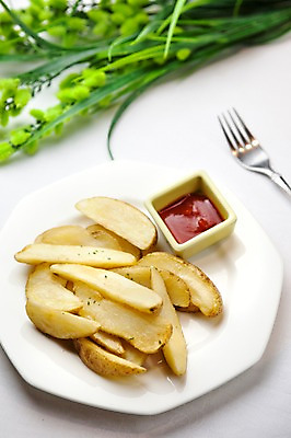 포토 JPG 해외기획촬영 그릇 접시 음식 포크 2010년일본 감자 패스트푸드 요리 사람없음 감자튀김 케첩 감자요리 국내포토 식기 채소 튀김 소스_음식 인스턴트 파일형식