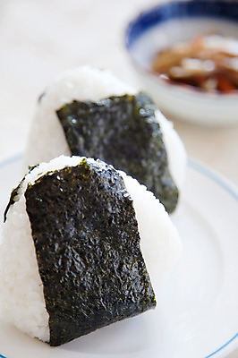 포토 JPG 해외기획촬영 그릇 접시 음식 외국문화 일본문화 2010년일본 밥 요리 사람없음 덮밥 주먹밥 오니기리 일본음식 국내포토 동양문화 식기 문화 파일형식