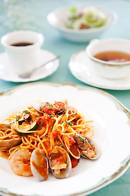 포토 JPG 해외기획촬영 그릇 접시 음식 외국문화 일본문화 2010년일본 스파게티 요리 사람없음 면류 면 나폴리탄 나폴리탄스파게티 바지락 바지락나폴리탄 일본식스파게티 일본음식 국내포토 동양문화 식기 문화 조개 파스타 파일형식