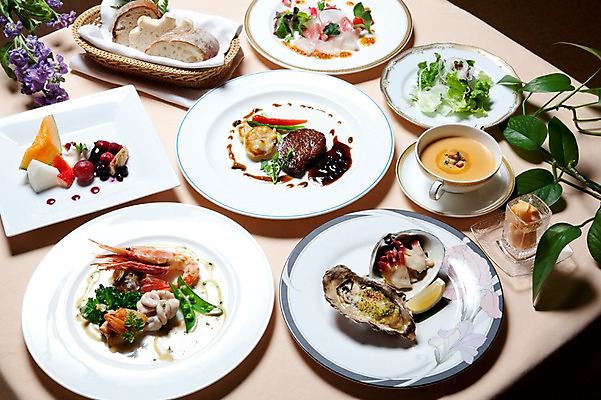 포토 JPG 해외기획촬영 음식 외국문화 일본문화 과일 2010년일본 디저트 스테이크 요리 사람없음 샐러드 수프 바게트 해산물 브루블랑소스 살로인스테이크 쌀빵 조개요리 코스요리 프렌치코스 해산물브루블랑소스 일본음식 국내포토 동양문화 문화 빵 서양음식 소스_음식 파일형식