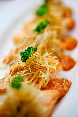 포토 JPG 해외기획촬영 그릇 접시 음식 2010년일본 요리 근접촬영 사람없음 연어 연어소스요리 연어요리 국내포토 식기 뷰포인트 어류 파일형식