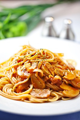 포토 JPG 해외기획촬영 그릇 접시 음식 외국문화 일본문화 2010년일본 스파게티 요리 사람없음 면류 면 나폴리탄 나폴리탄스파게티 일본식스파게티 일본음식 국내포토 동양문화 식기 문화 파스타 파일형식