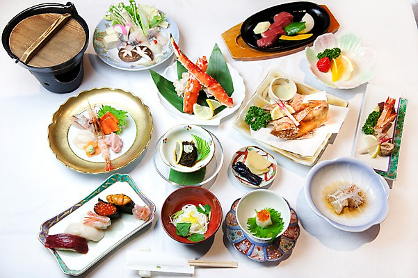 포토 JPG 해외기획촬영 그릇 접시 음식 외국문화 일본문화 과일 젓가락 2010년일본 디저트 요리 사람없음 초밥 생선회 정식 게요리 대구지리 일본정식 정식요리 철판스테이크 카이세키요리 일본음식 국내포토 동양문화 식기 문화 수저 스테이크 회 파일형식