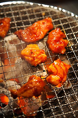 포토 JPG 아시아 음식 일본문화 풍경 사람없음 일본 그릴 구이 철판 숯불 곱창 미노 숯불구이 호르몬야키 일본음식 국내포토 동양문화 나라 외국문화 주방용품 육류 파일형식