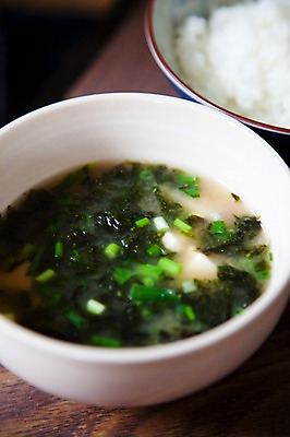 포토 JPG 그릇 접시 아시아 음식 일본문화 밥 풍경 사람없음 일본 국 쌀밥 미소된장국 일본음식 국내포토 동양문화 식기 나라 외국문화 파일형식