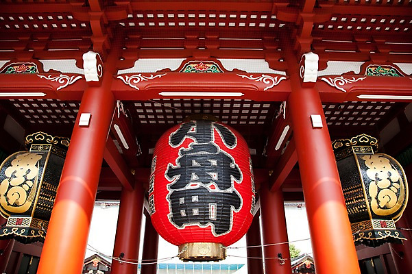 포토 JPG 주간 전통 건축물 건축 아시아 종교 고건축 불교 일본문화 풍경 사람없음 야외 건물 관광지 일본 기둥 사찰 역사 불교용품 연등 일본전통 등롱 센소사 센소지 아사쿠사 국내포토 자연요소 동양문화 나라 외국문화 여행 종교용품 종교건축 등불 파일형식